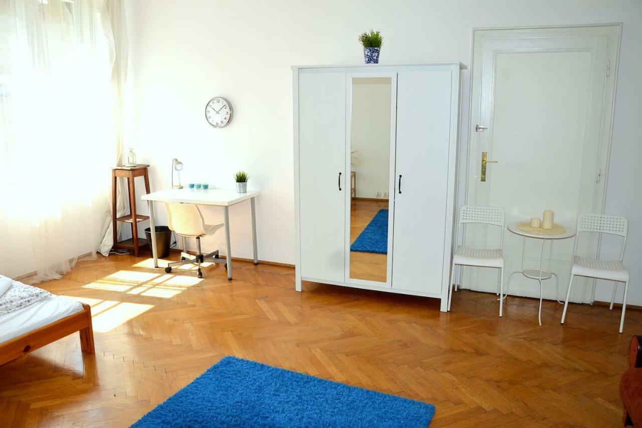 Retro Apartmentments Lobzowska Street Apartment Krakau